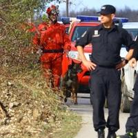 Oko kuće nestale Danke (2) i dalje mnogo policije: Potraga se može proširiti i na druge obližnje lokacije