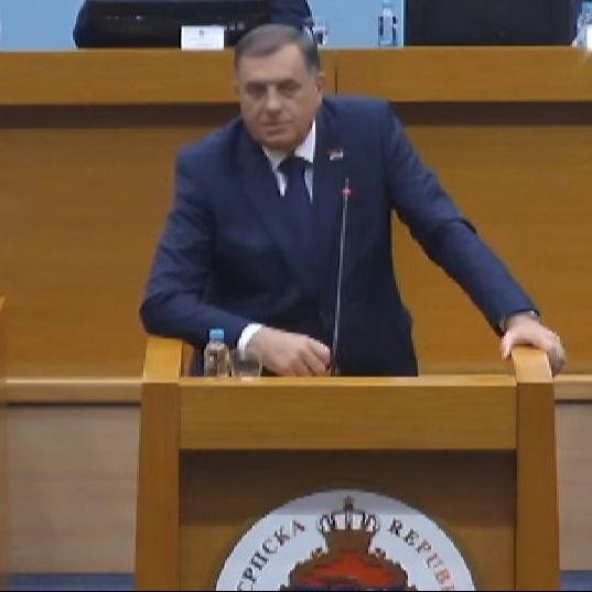 Dodik na sjednici NSRS: Nađite mi jednog Srebreničana koji je ubijen u Srebrenici