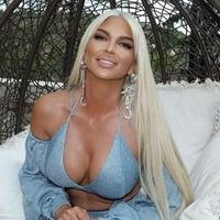 Jelena Karleuša prekinula nastup: Zbog važnog obavještenja prestala da pjeva