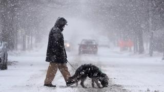 Nekoliko američkih država proglasilo vanredno stanje zbog zimske oluje i rekordno niskih temperatura