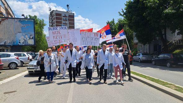 Protest na sjeveru Kosova - Avaz