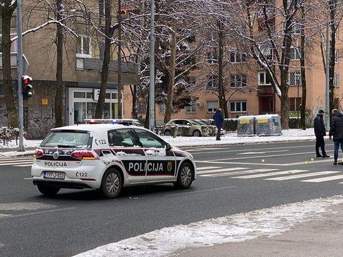 Policija na mjestu nesreće - Avaz