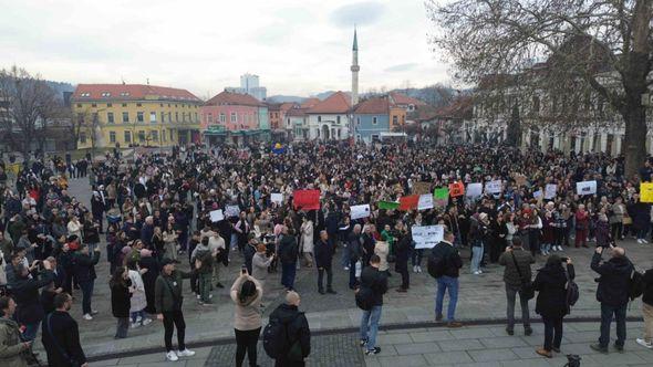 Protest u Tuzli - Avaz