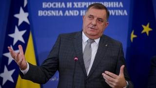 Dodik: Trojka se busa u prsa i junači kada se podigne optužnica protiv mene, jer misle da će me se riješiti kao Bakira