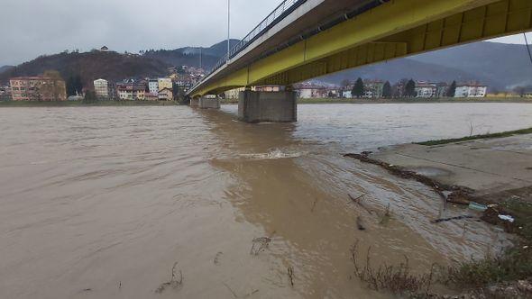 Nabujala Drina u Goraždu - Avaz