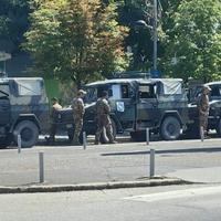 U centru Bijeljine bilo parkirano više vozila EUFOR-a: Bijeljinci ih posmatrali u čudu