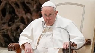 Papa Franjo predvodi uskršnju misu na Trgu Svetog Petra u Rimu