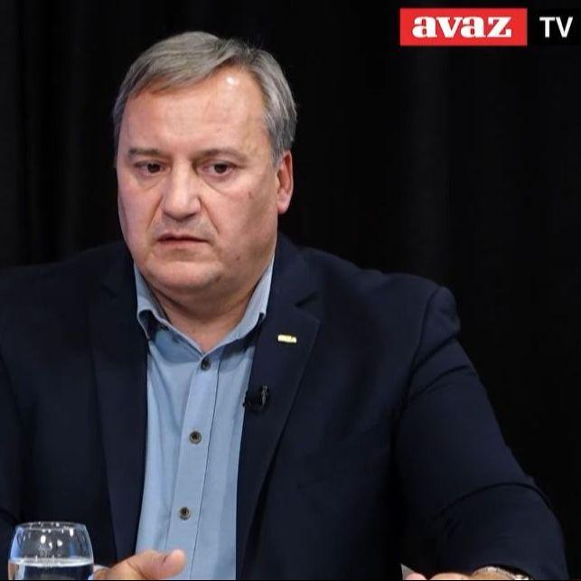 Edin Garaplija: Bakir Izetbegović je brisan iz djelovodnika UDBA-e, a kad se neko izbriše, to znači ili da je umro ili da je napredovao, Muslimović preko Ademovića ruši Konakovića!