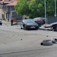 Teška nesreća u Travniku: Vozila uništena, hitna pomoć na licu mjesta